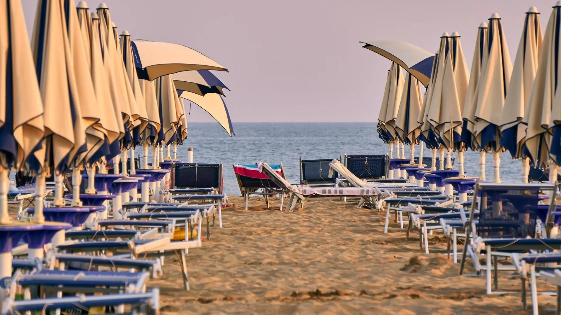 Functional 1 Bedroom Apartment With Shared Pool Bibione Italy
