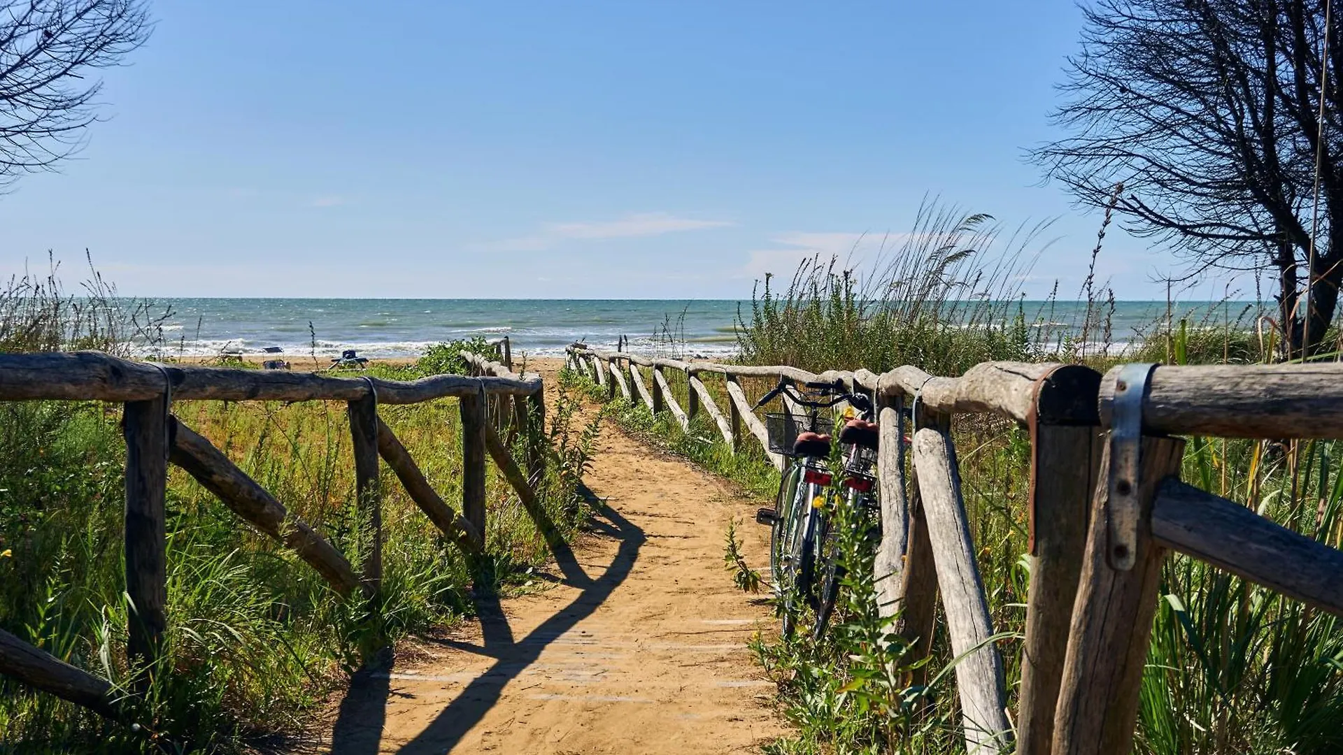 Functional 1 Bedroom Apartment With Shared Pool Bibione Italy